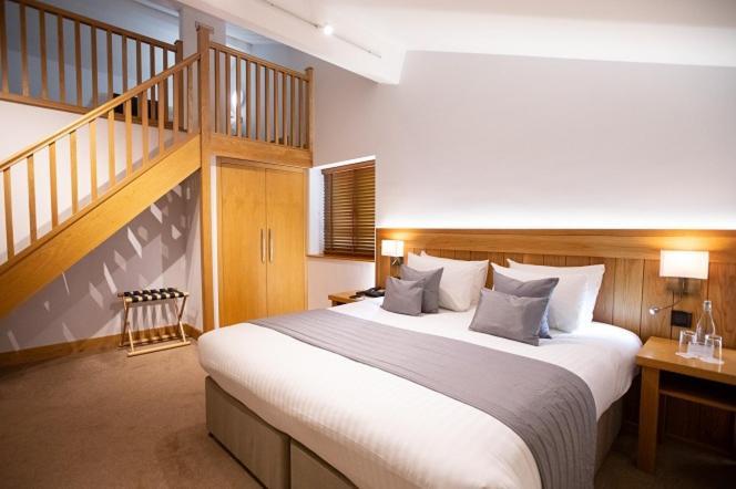 Tewinbury Farm Hotel Eksteriør bilde
