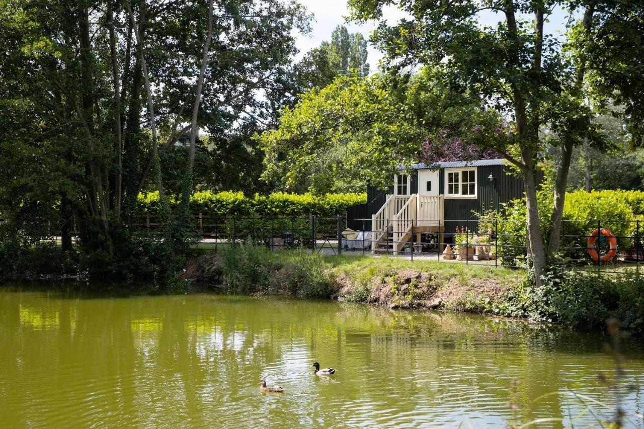 Tewinbury Farm Hotel Eksteriør bilde